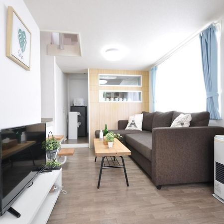 Apartament Ams Hiragishi 11 Rm 502 平岸駅から3分 解放感あって明るいお部屋 家族やお友達と 札幌ドームや中心部まで1駅 Zewnętrze zdjęcie